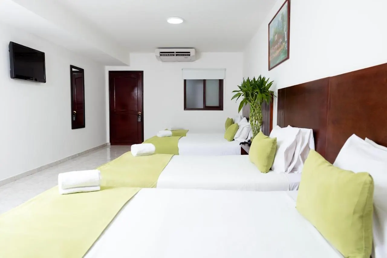 Tama Hotel Granada Real Cali 4*,