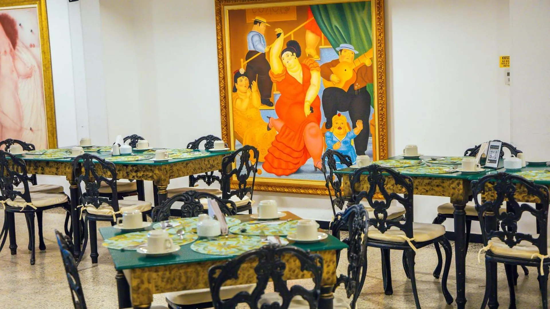 Tama Hotel Granada Real Cali