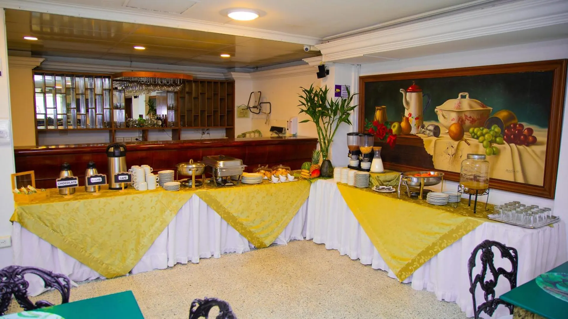 Tama Hotel Granada Real Cali
