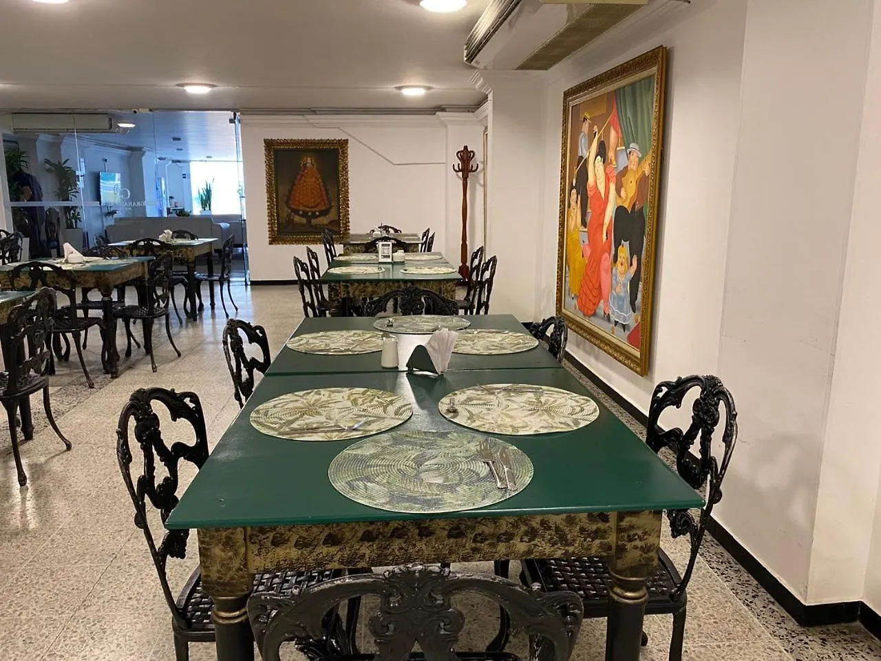 ****  Tama Hotel Granada Real Cali Colombia
