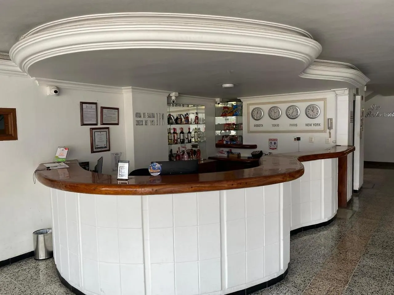 ****  Tama Hotel Granada Real Cali Colombia