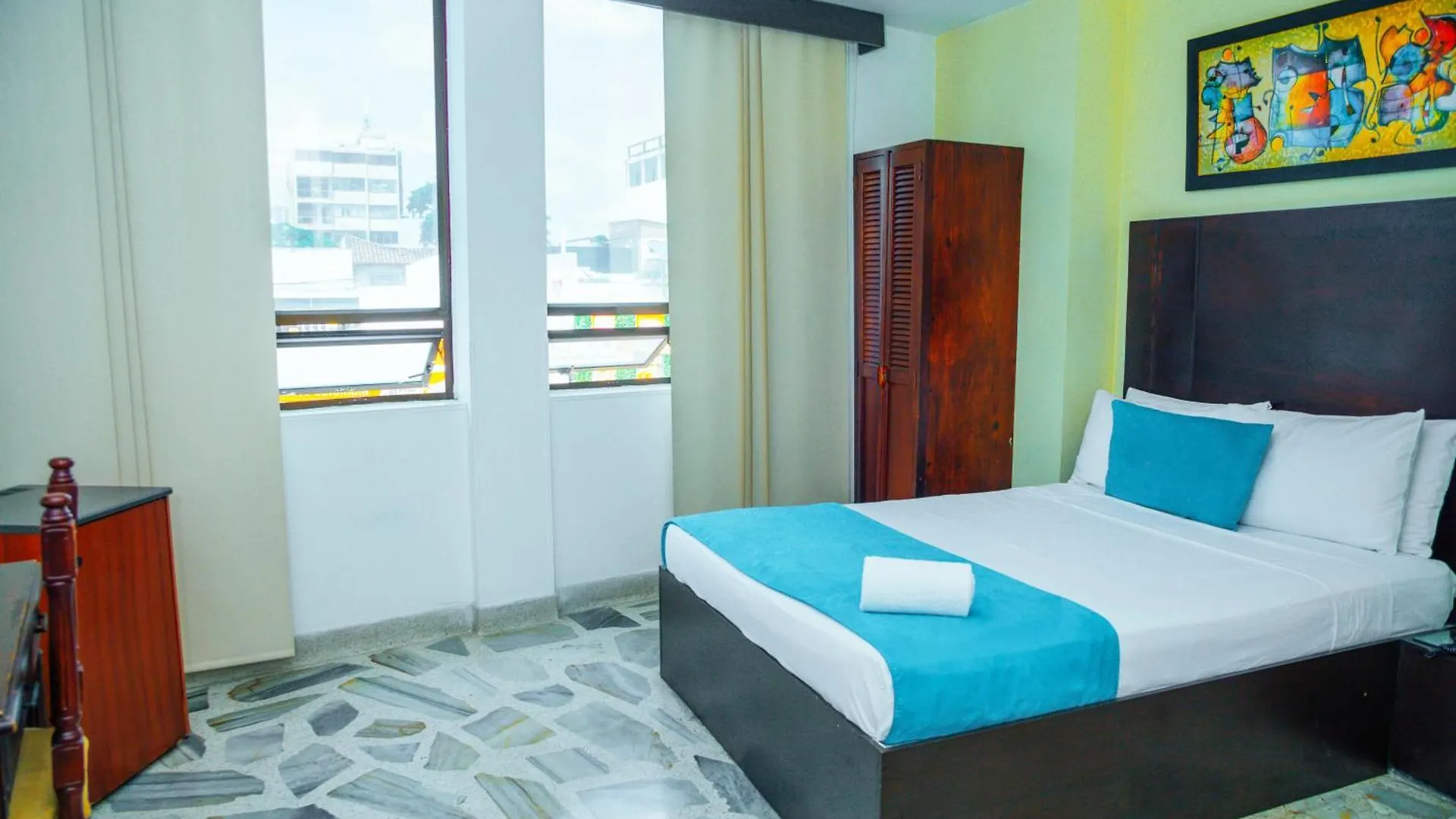 ****  Tama Hotel Granada Real Cali Colombia